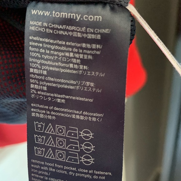 Women’s Red Tommy Hilfiger Zip up Nylon Jacket with Hood Medium - Picture 6 of 9